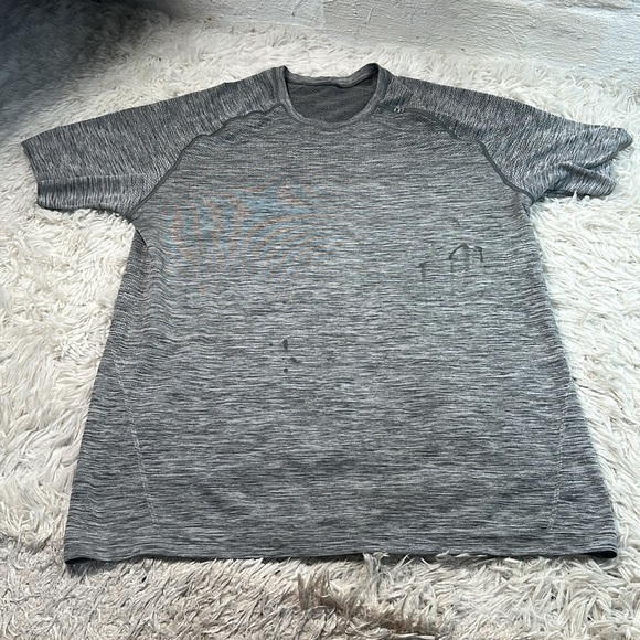 Lululemon Metal Vent Tech Short Sleeve Slate / White - Picture 1 of 7